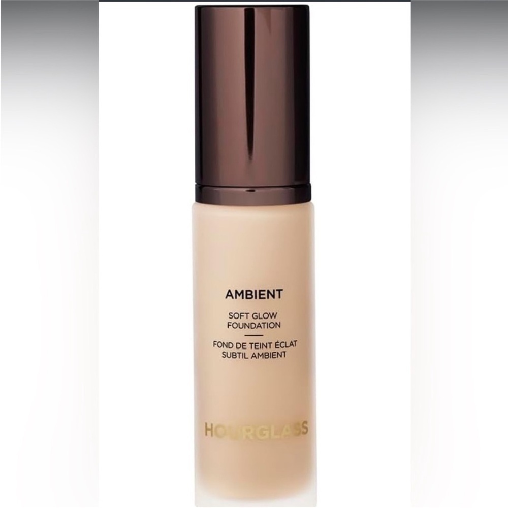 NWT Hourglass Ambient Soft Glow Foundation - Cream​​